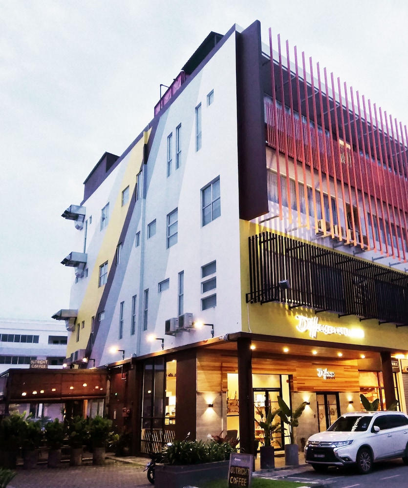 De House Hotel 3/50