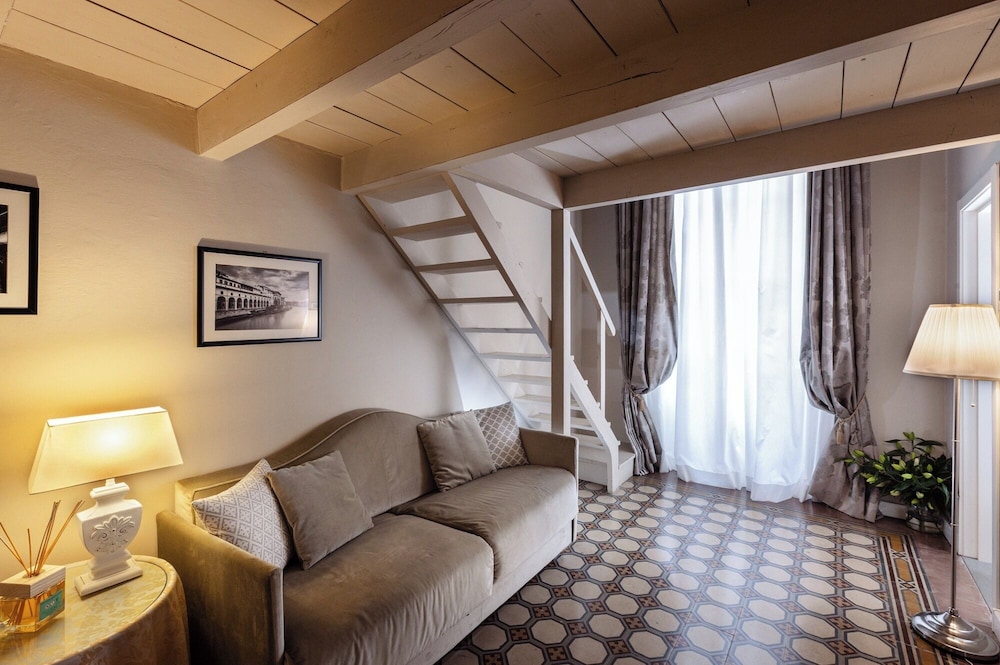 Hotel Torre Guelfa 22/46