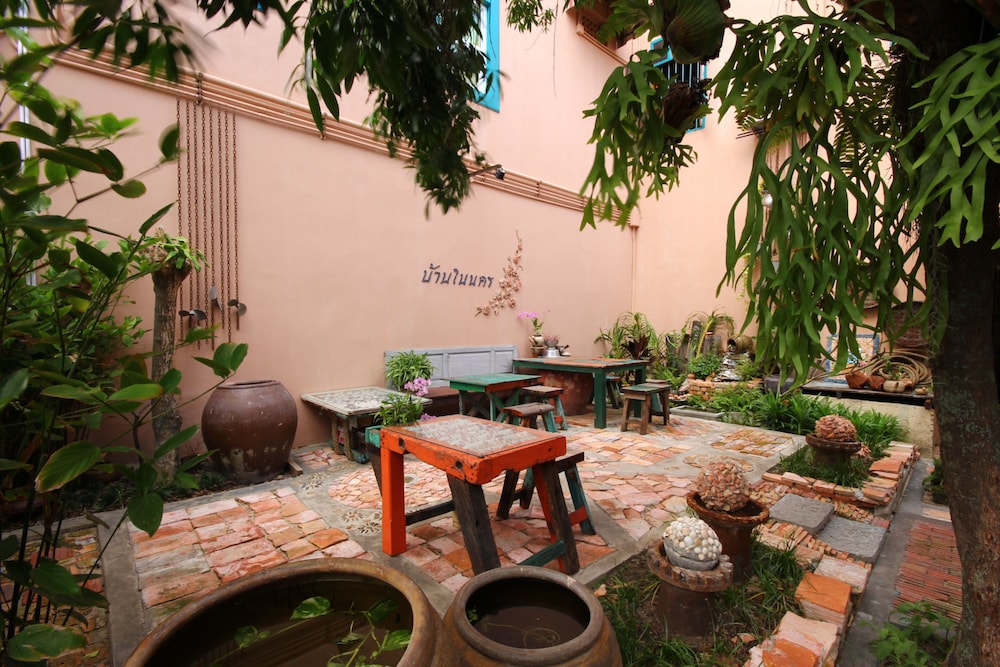 Baan Nai Nakhon 41/48