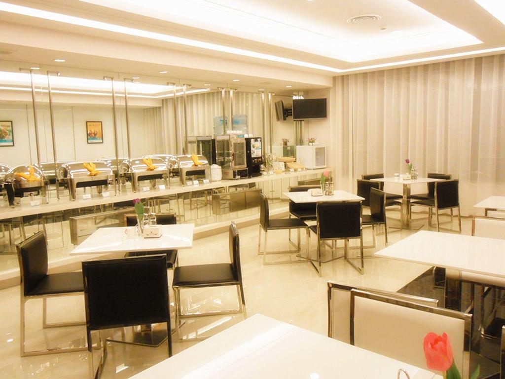 Jinjiang Inn Style (Shanghai Pudong Airport Town) 60/76