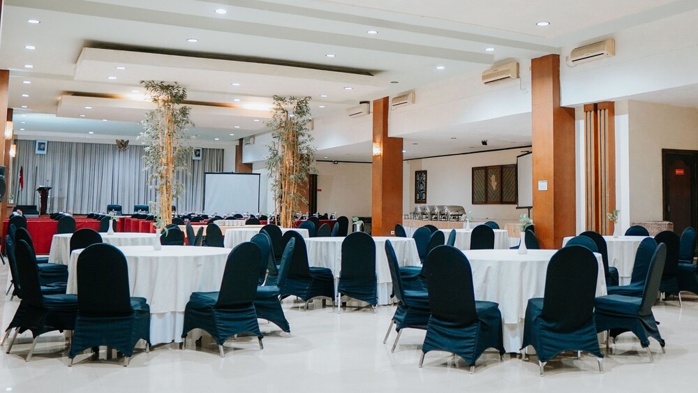Hotel Montana Malang 51/65