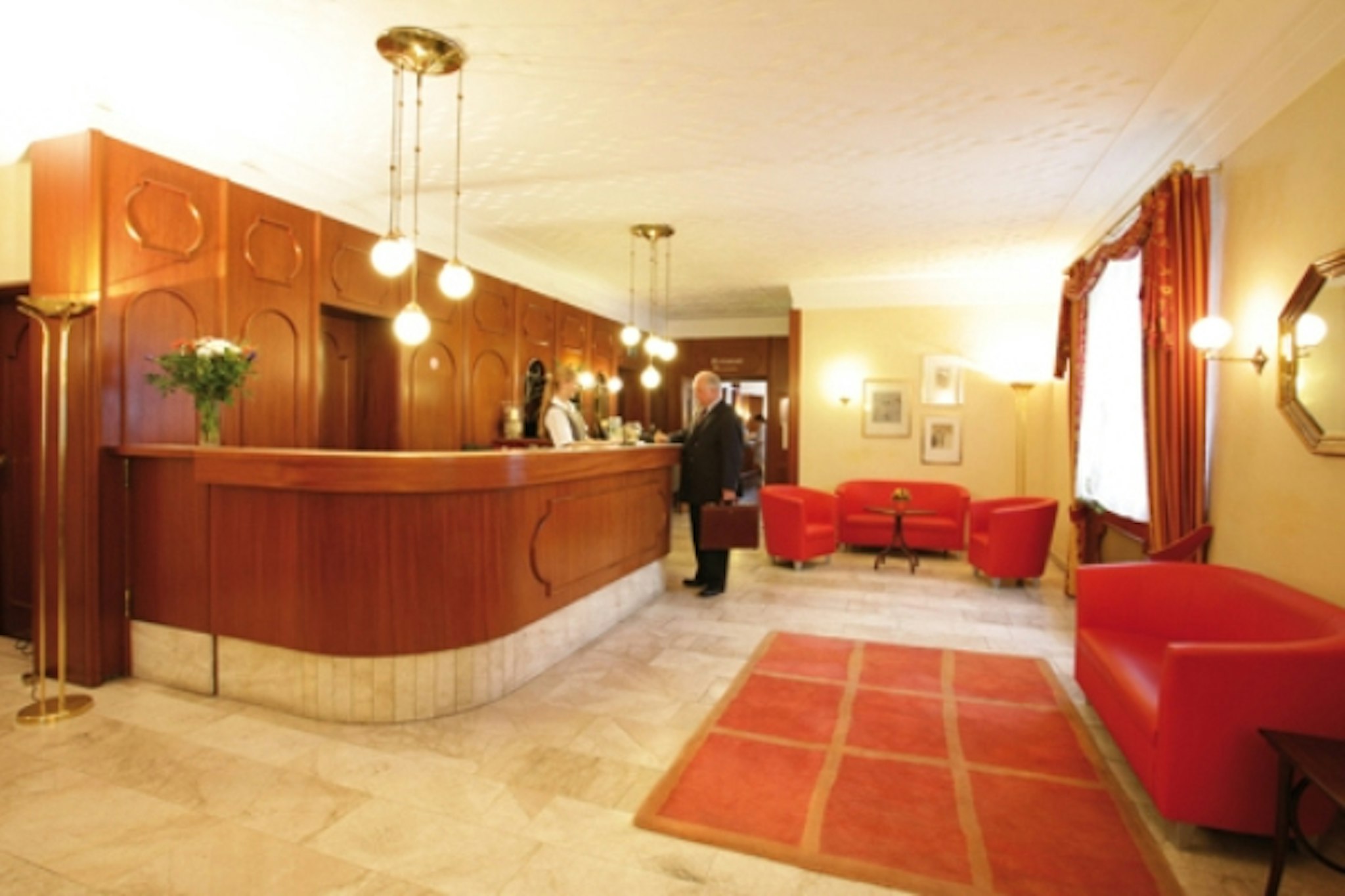 Hotel Carmen 2/13