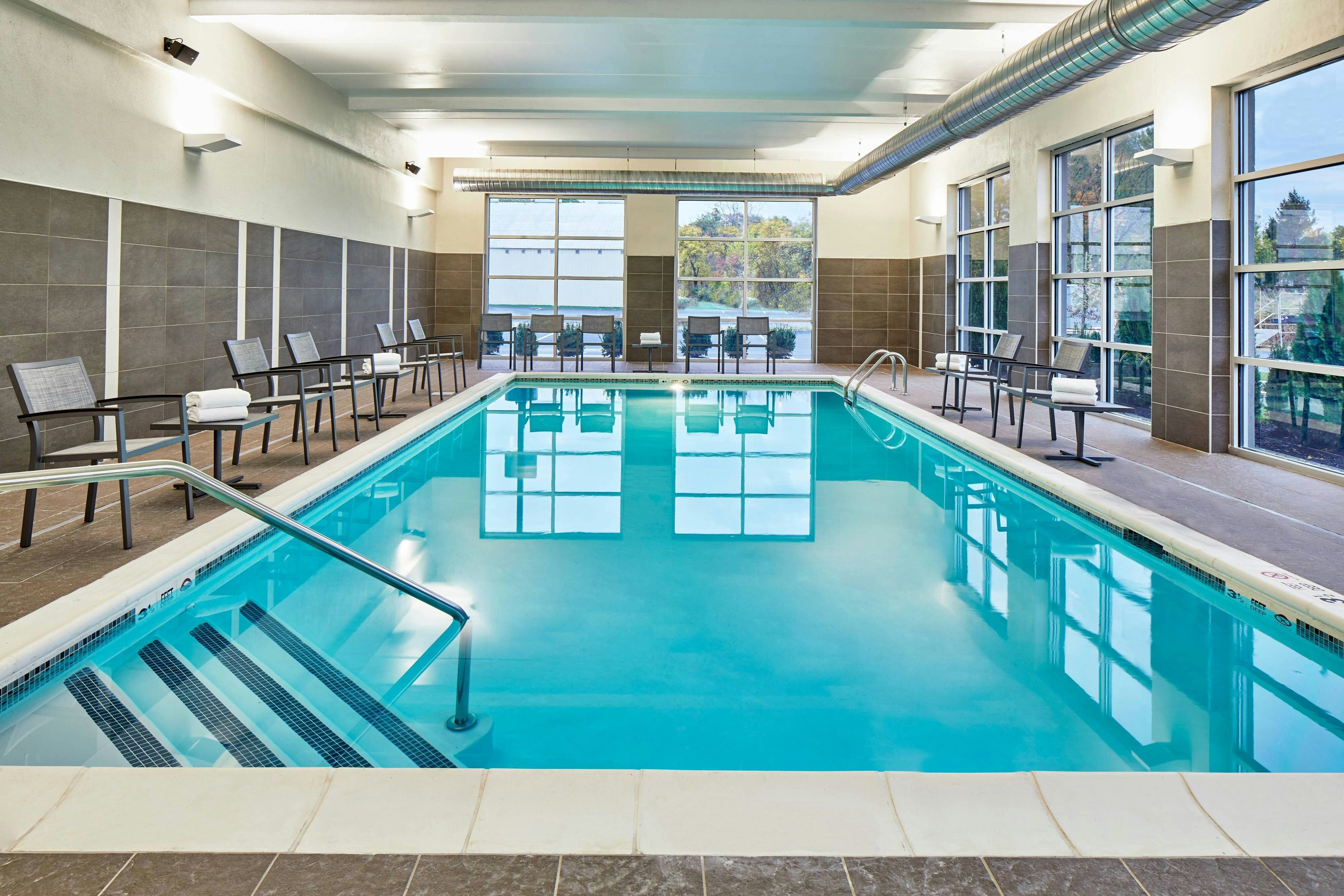Courtyard by Marriott Albany Airport 5/19