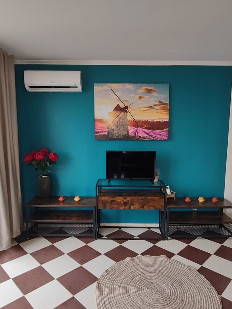 Hacienda Beach Resort 33/70