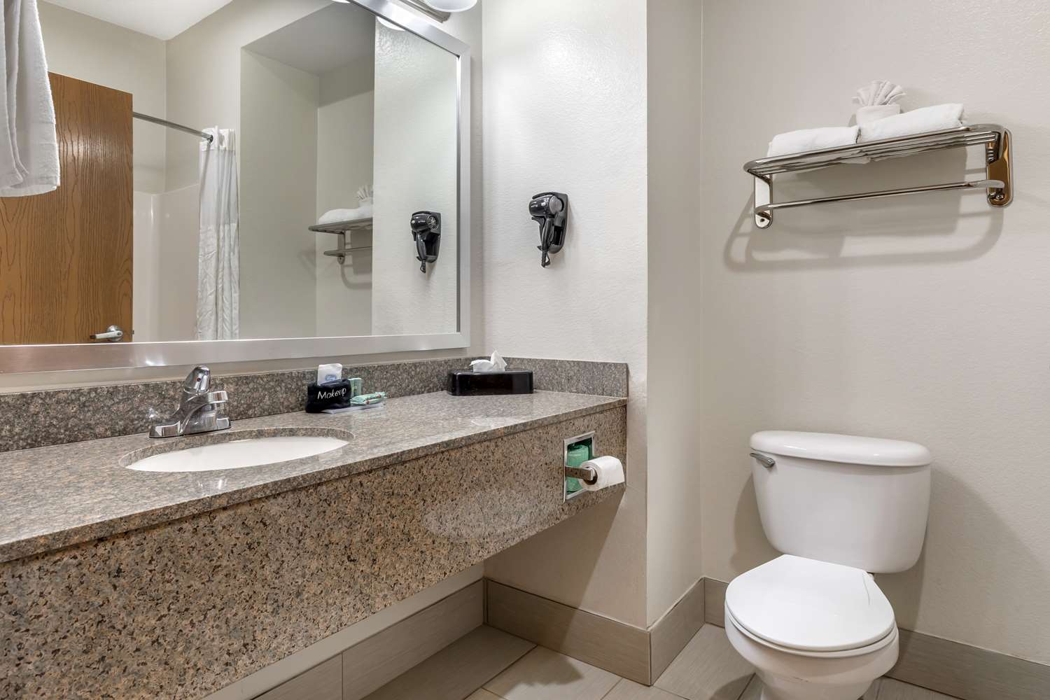 Room, King Bed, Jetted Tub, Best Western Club House Inn & Suites 2/2