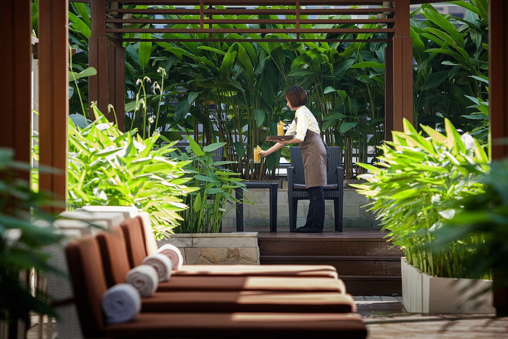 Dusit Suites Hotel Ratchadamri 40/72