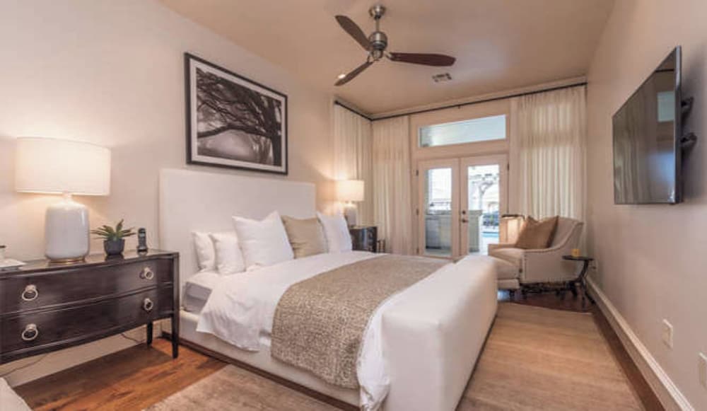 1 Bedroom, Condo, Water, Classic, King Bed