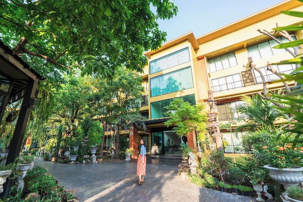 T-REX BURIRAM BOUTIQUE HOTEL 3/37
