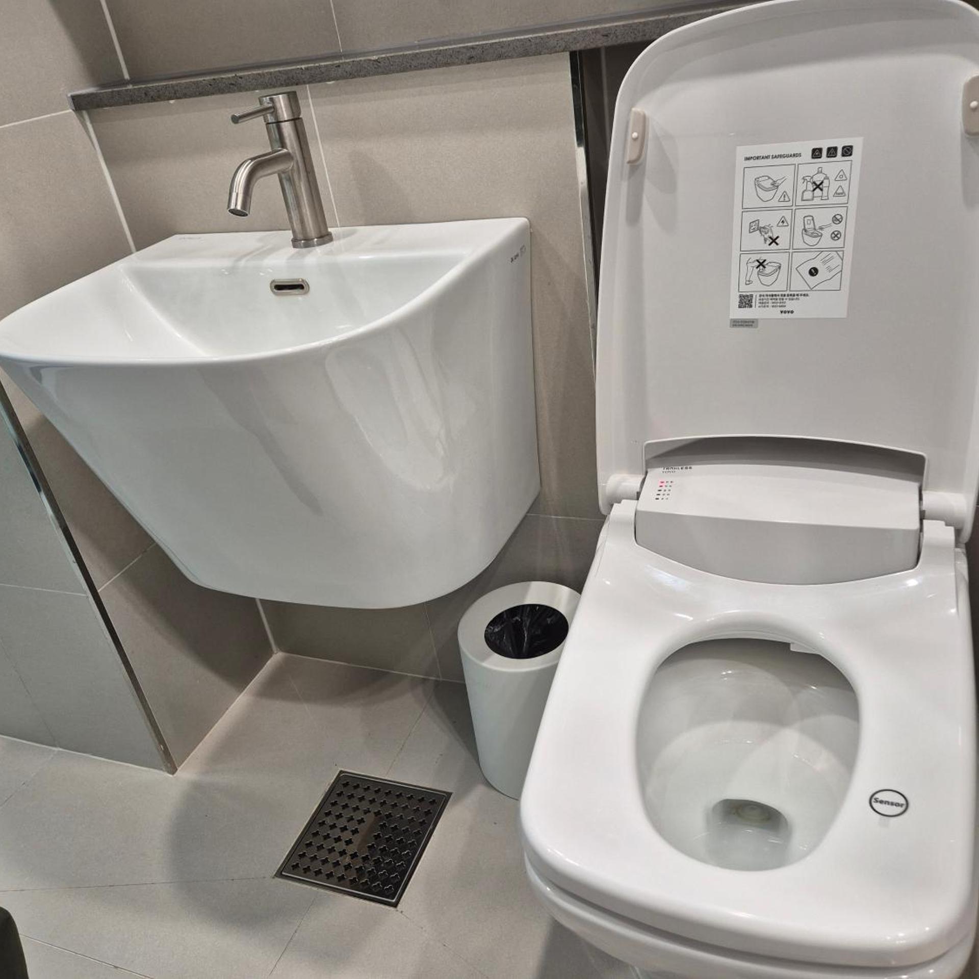 TRAVELUS Myeongdong 46/50
