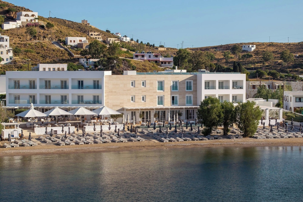 Patmos Aktis Suites And Spa 84/86
