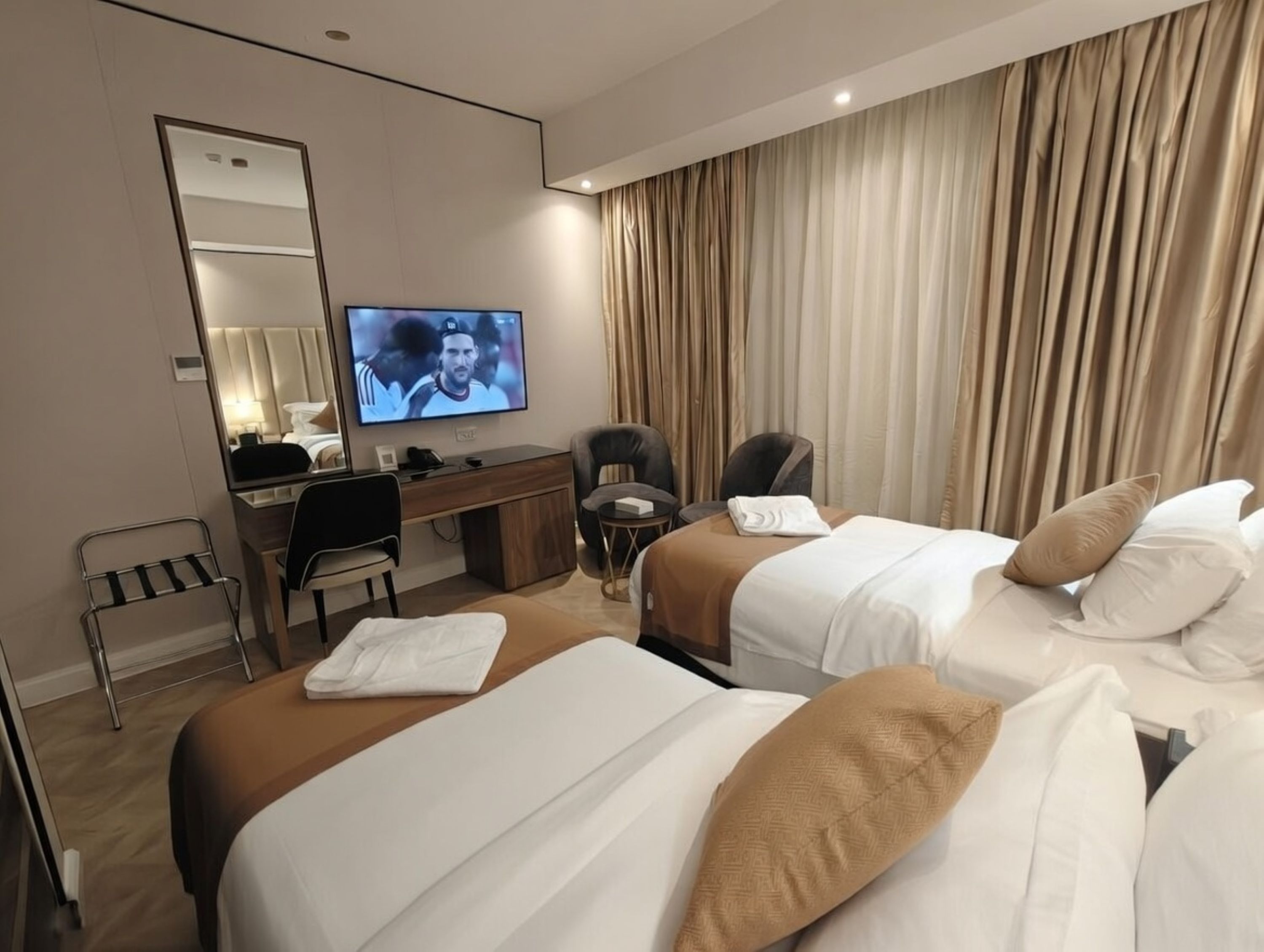 غرفة قياسية بسريرين منفصلين، Smayah Residence 6/10