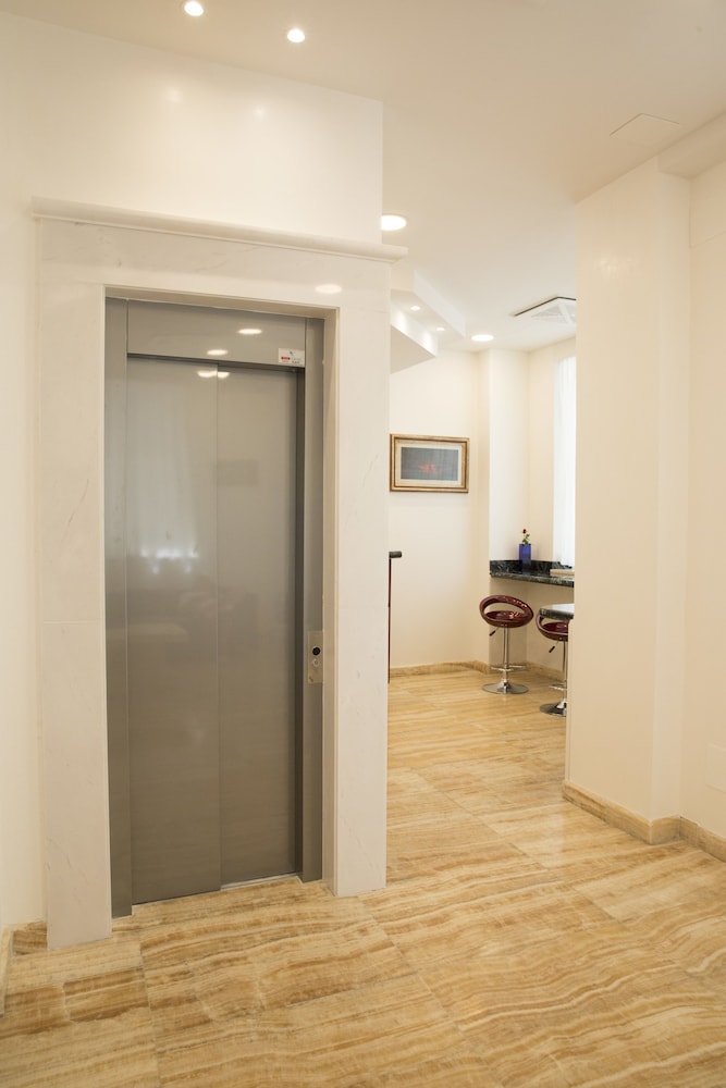 Boutique Hotel Enia 7/50