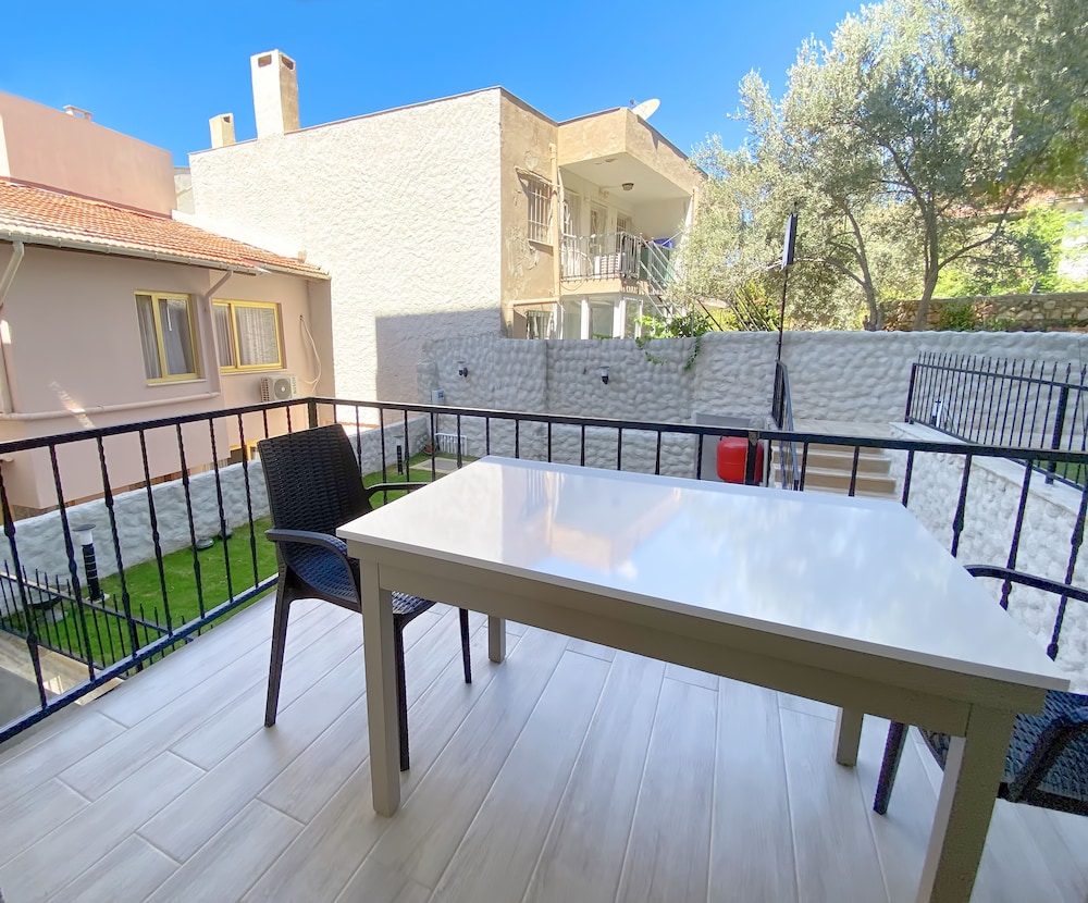 Azize Palas Apart Otel 35/42