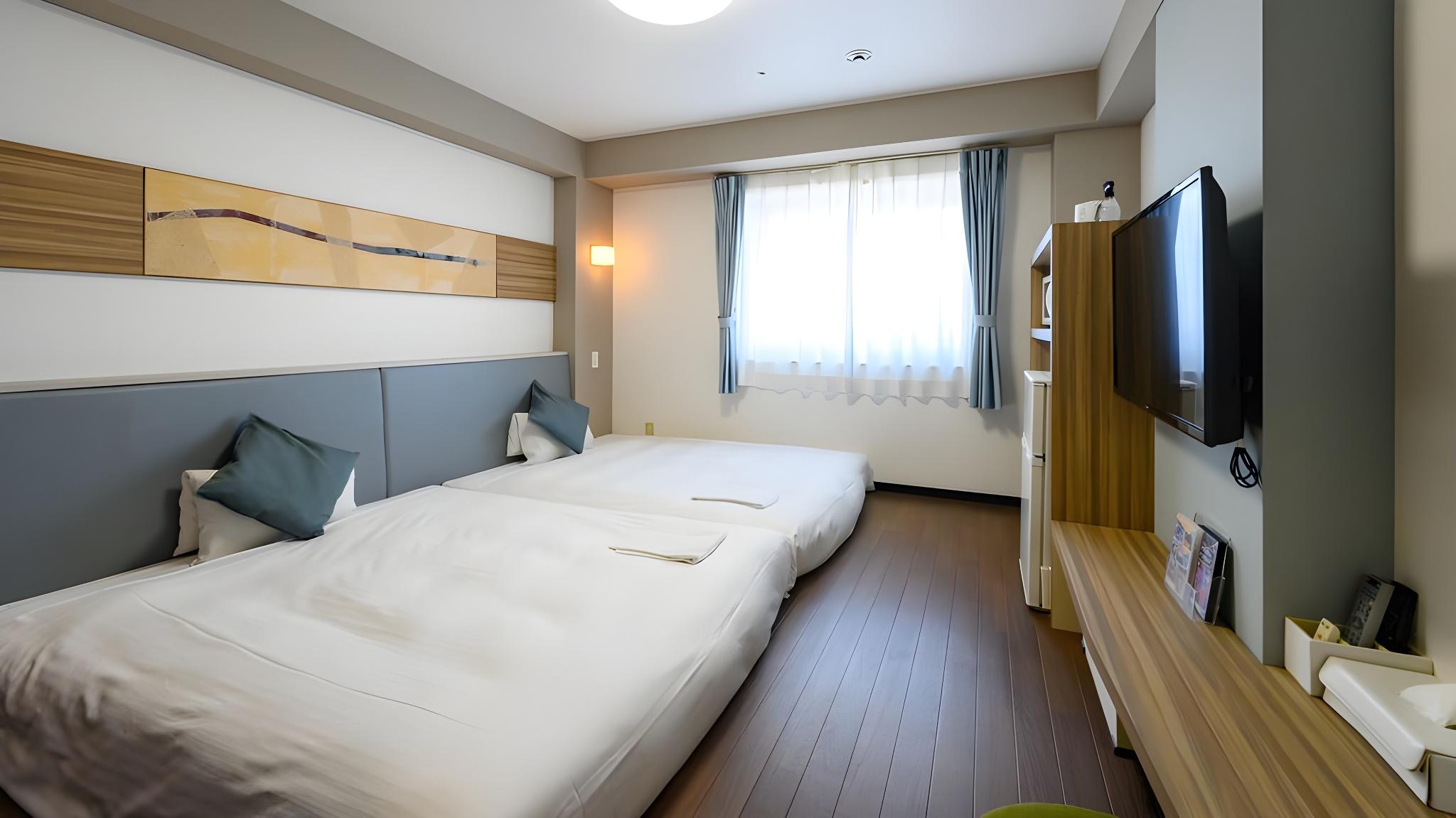 Concept, Twin Beds, Side Ocean View