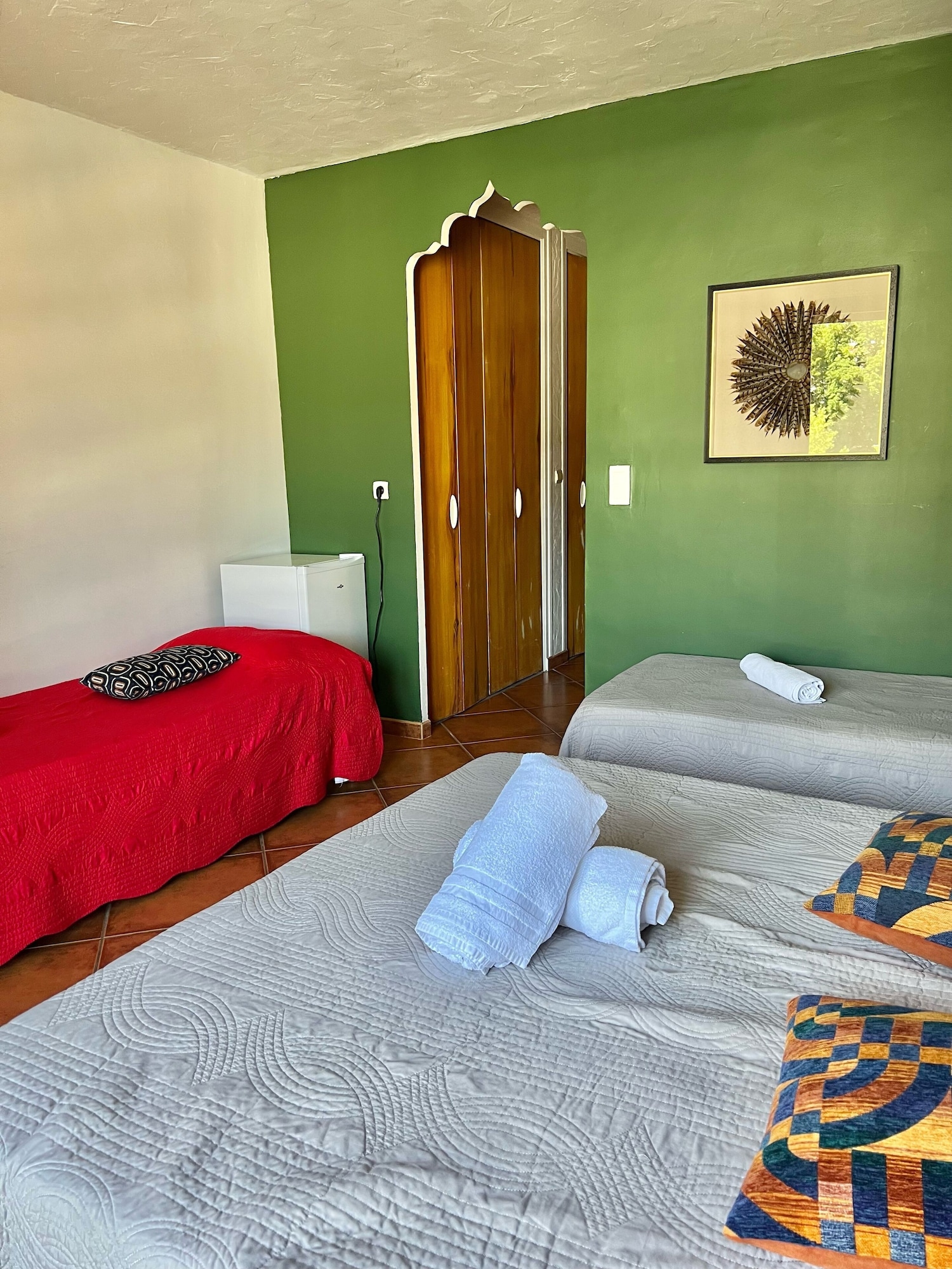 Room, Quadruple, Queen and Twin Beds
