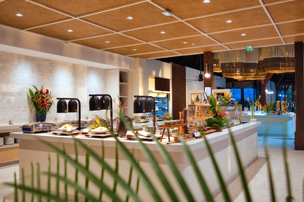 Sofitel Kia Ora Moorea Beach Resort 6/50