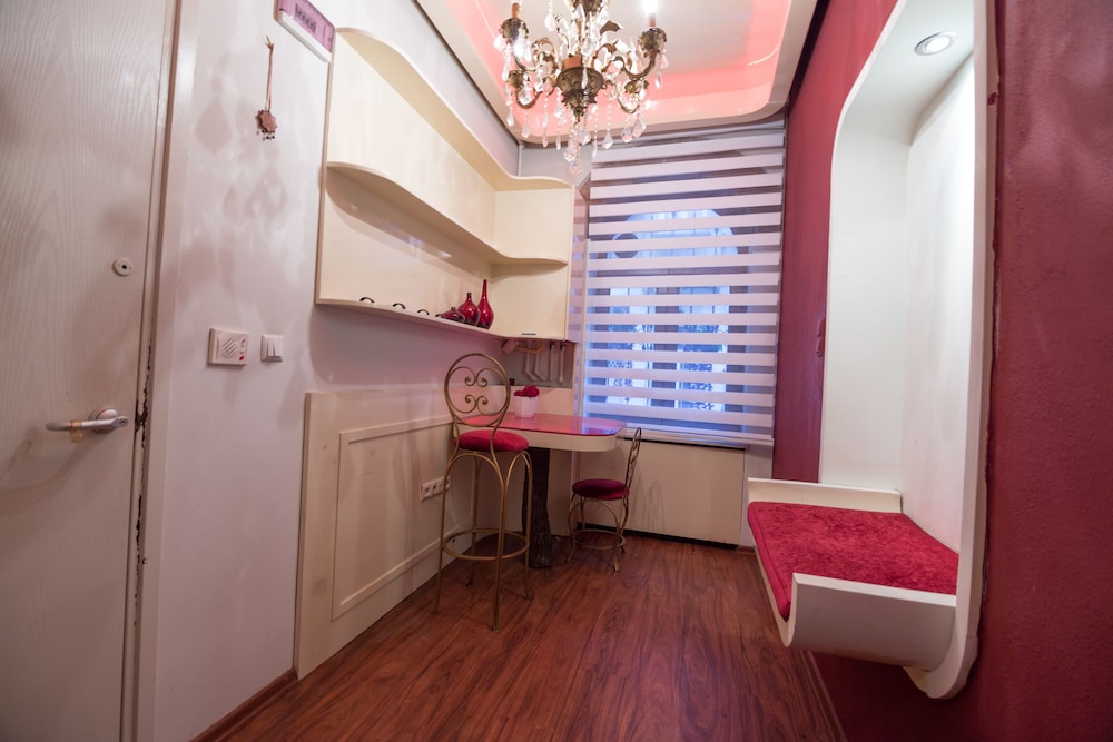 Element Suites 29/65