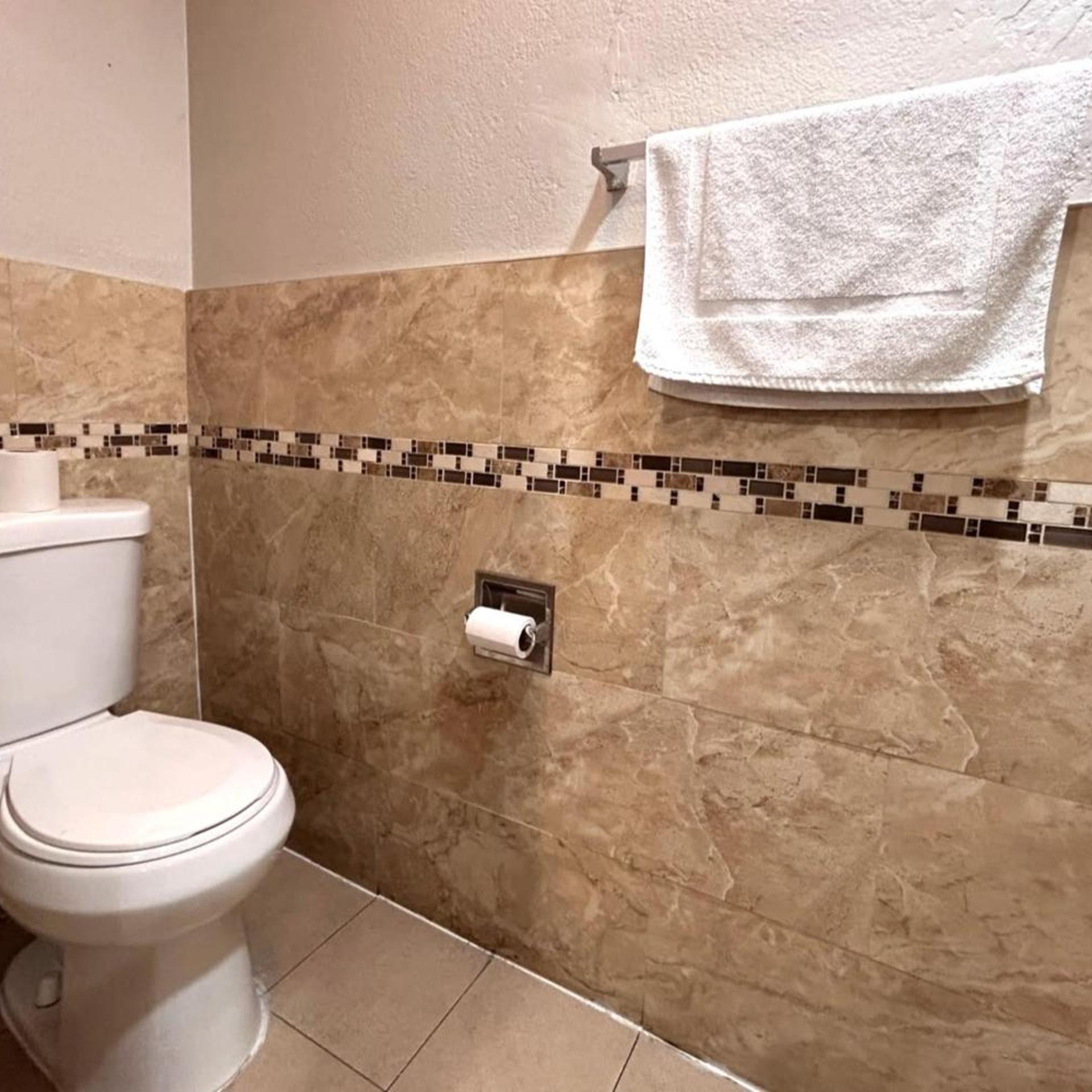OYO Sandpiper Motel 23/24