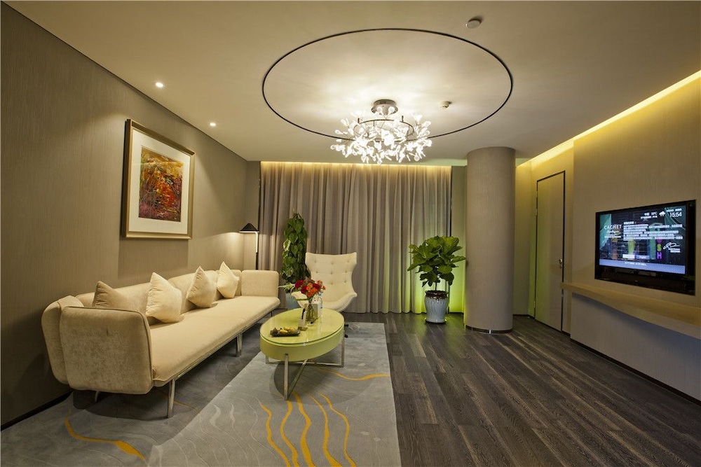 Cachet Boutique Kunming Artime 32/50