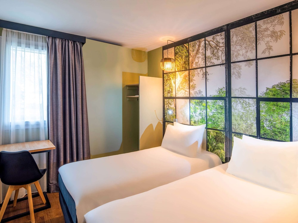 STANDARD, TWIN BEDS