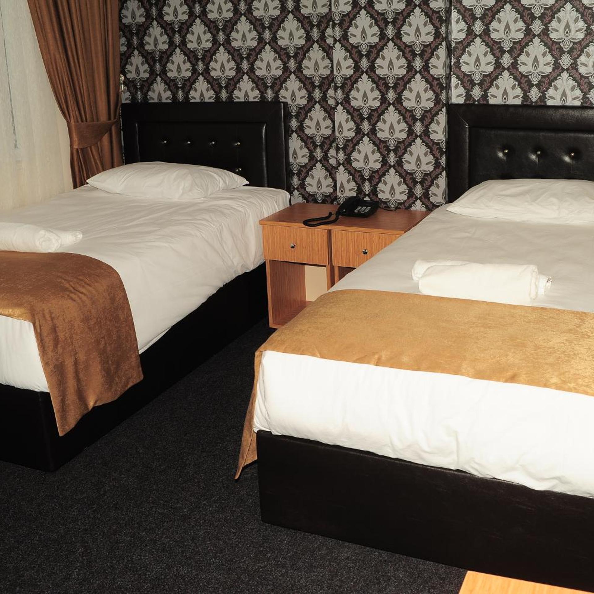 Hotel Kervan 19/50