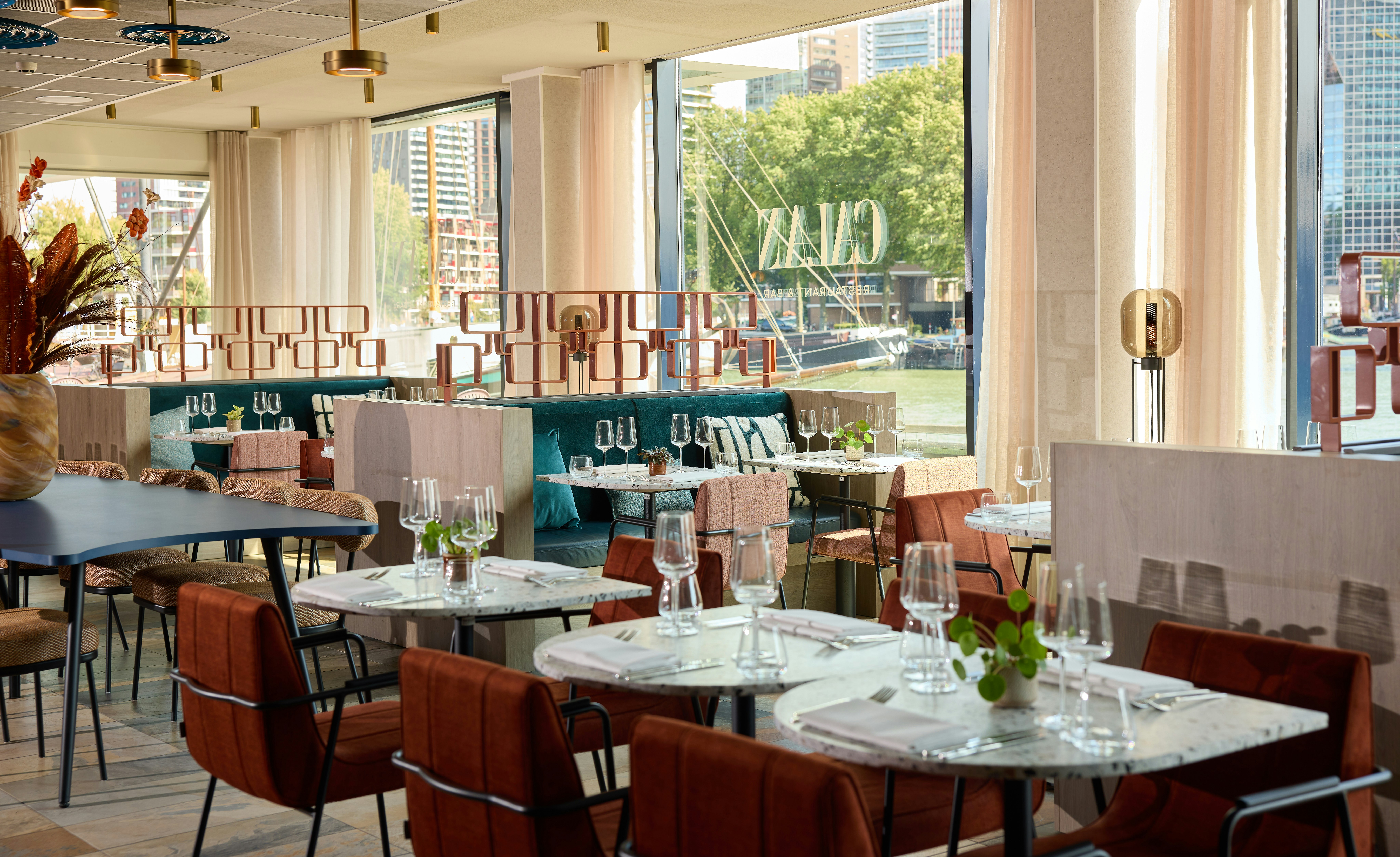 Haven Hotel Rotterdam, Curio Collection by Hilton 41/57