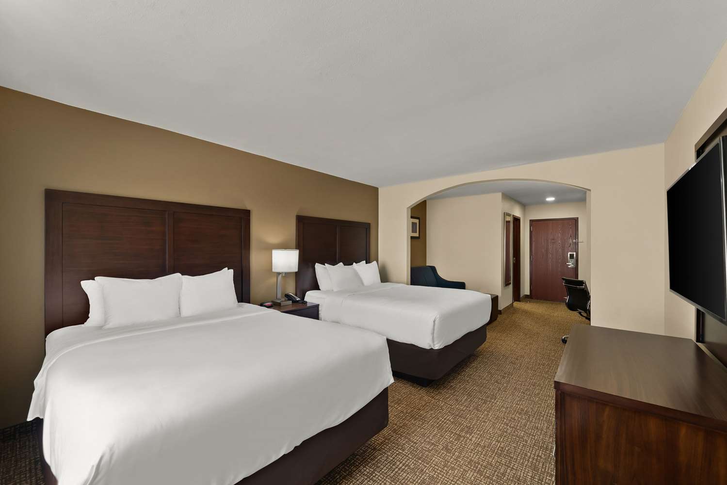 جناح بسريرين كوين، Comfort Inn and Suites Atoka 2/4