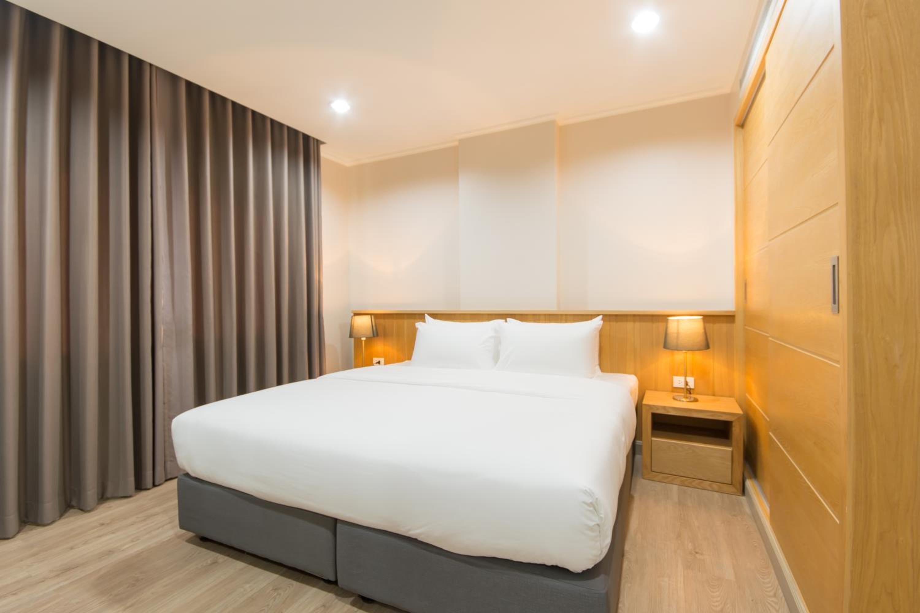 Family Suite, King and Twin Beds, Mali Building