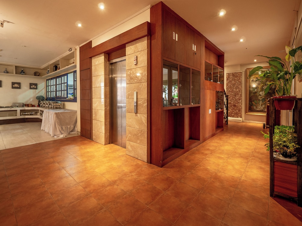 Alron Hotel Kuta Powered by Archipelago 11/67