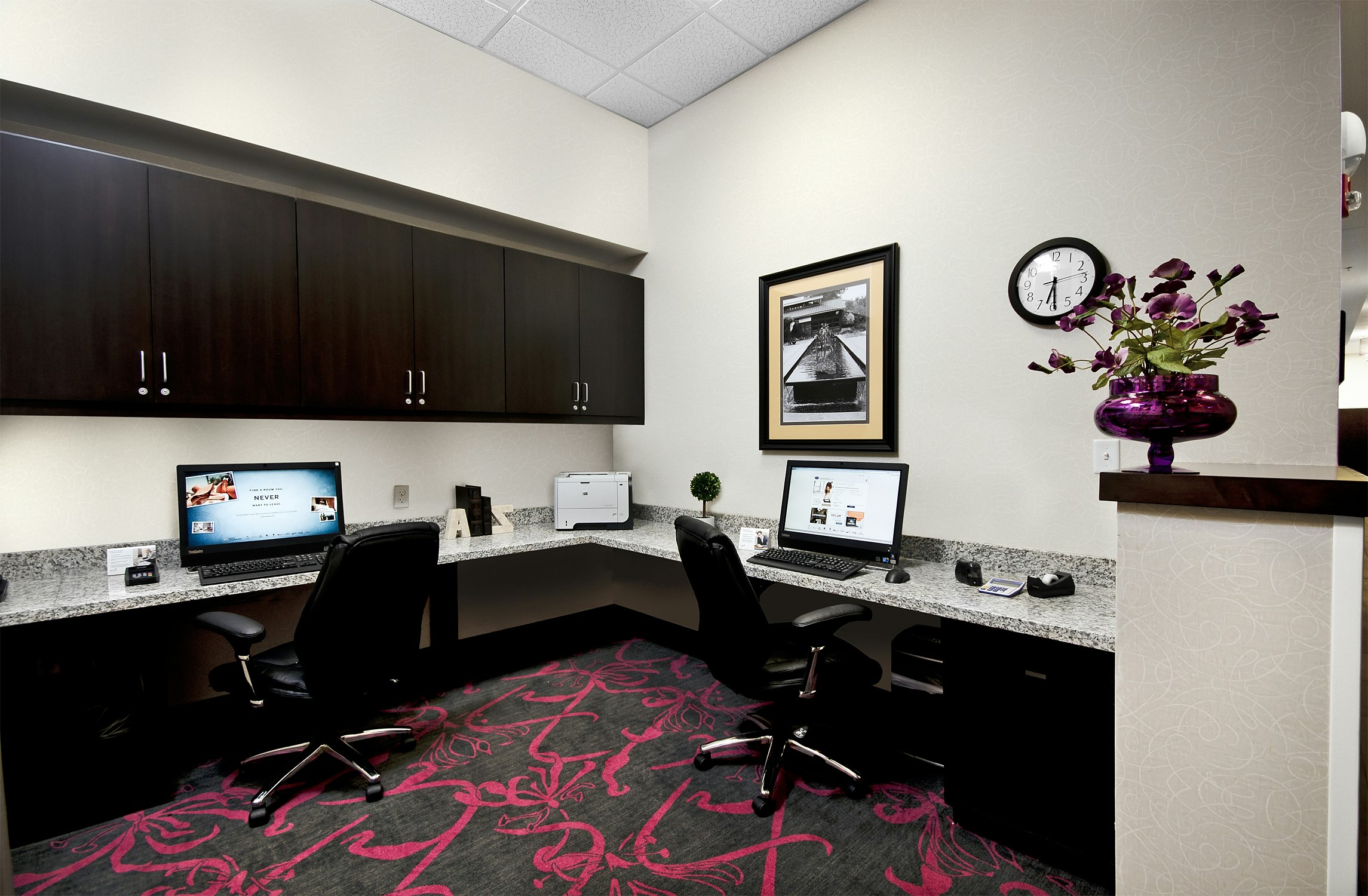 Hampton Inn and Suites Raleigh Downtown 59/75