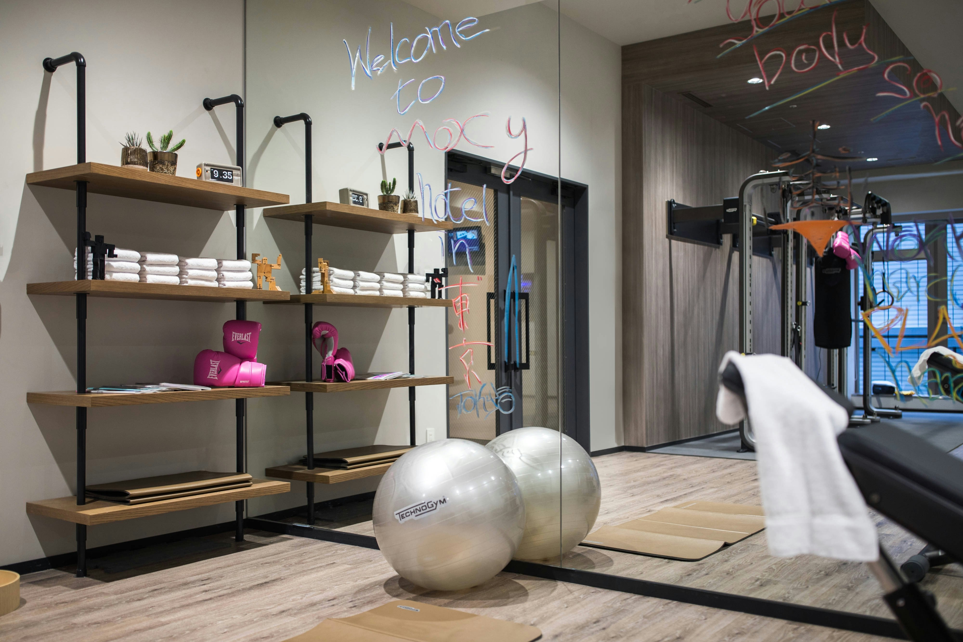 Moxy Tokyo Kinshicho 4/10