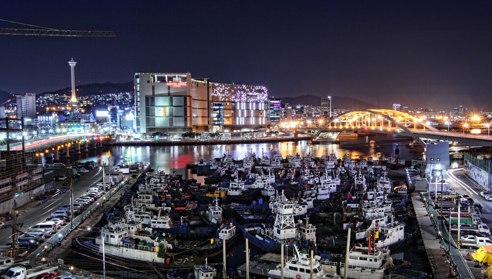 Bay Hound Hotel in BUSAN