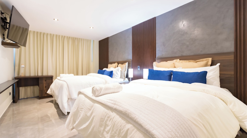 Hotel Ramada Inn el Salvador 16/55
