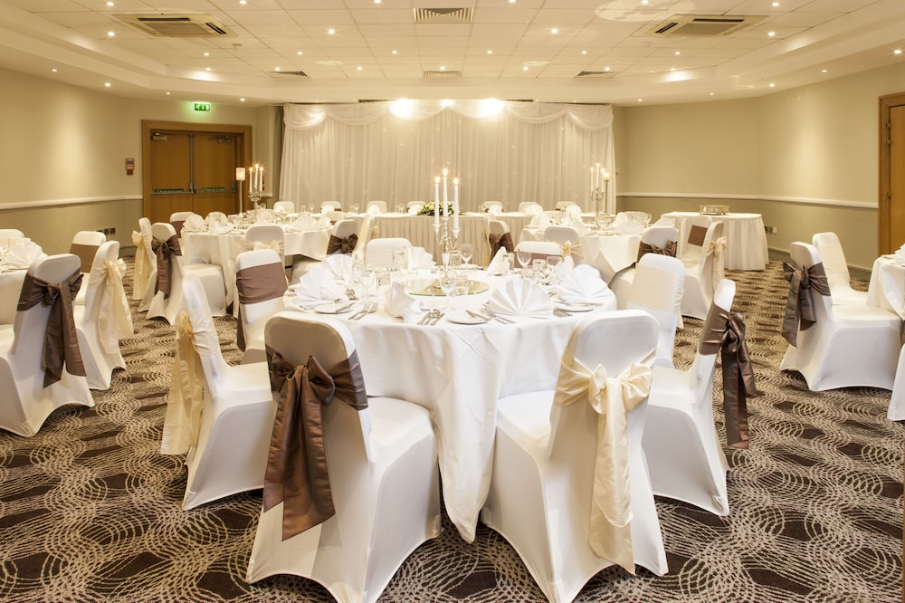 Holiday Inn Glasgow East Kilbride 66/71