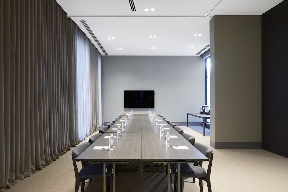 Hyatt Place Melbourne Essendon Fields 42/62