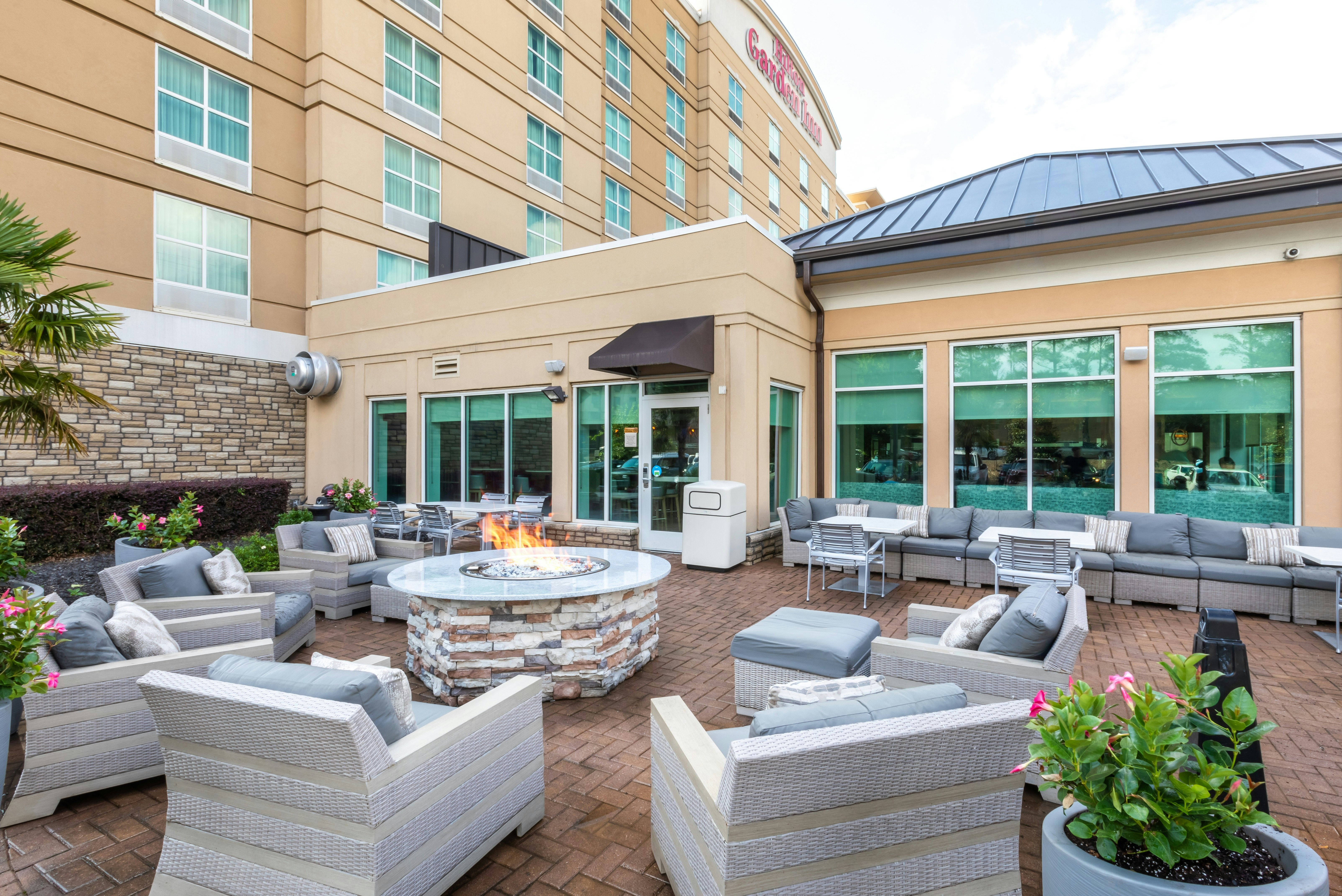 Hilton Garden Inn Atlanta Airport North 17/38