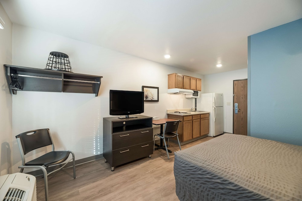 Extended Stay America Select Suites - Ocala 26/42