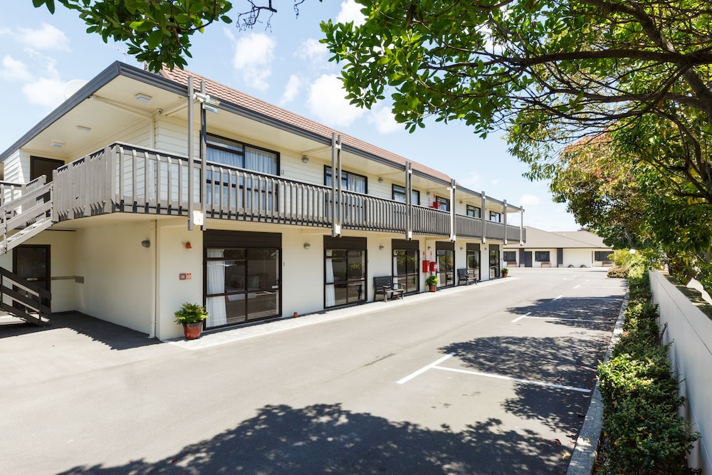 Kauri Court Motel 1/31