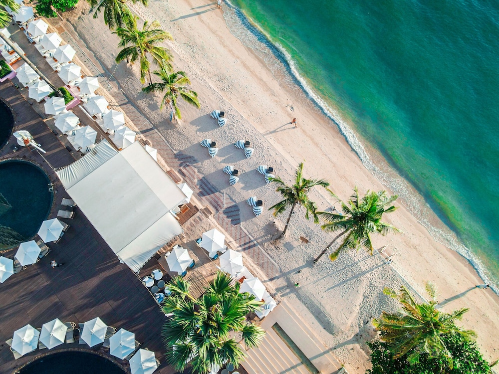 Pullman Pattaya Hotel G 7/76