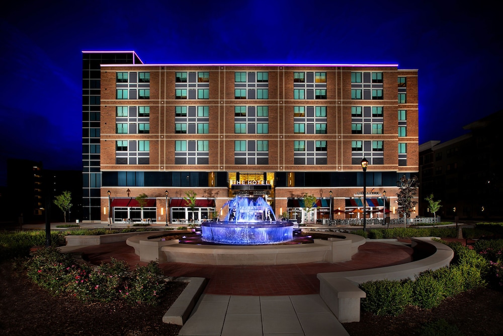 The Hotel at Arundel Preserve 2/48