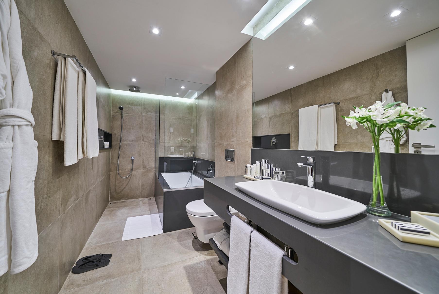 Executive, Suite, Sea View