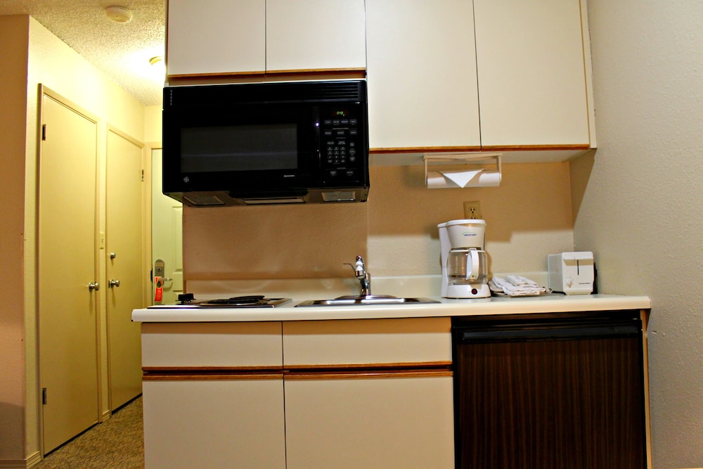 The Polynesian Resort 44/50