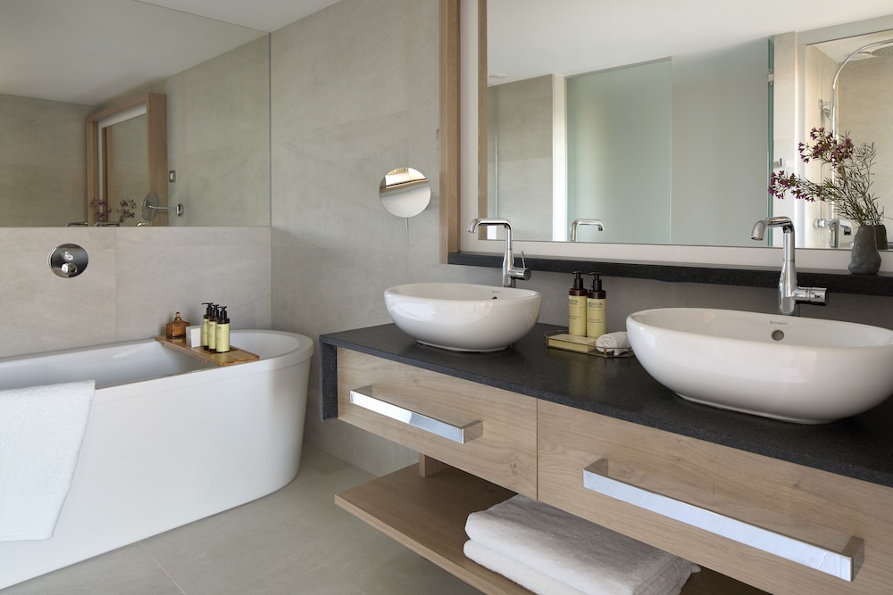 Ultimate, Me, Penthouse, Twin Beds, Hot Tub, ME Barcelona 5/5