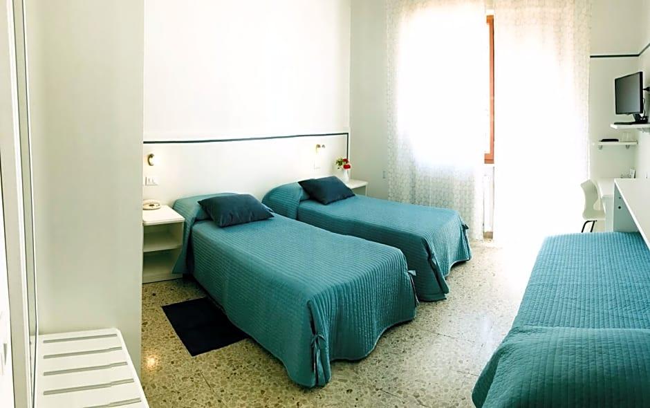 Albergo Ester Di Fossi Laura 13/41