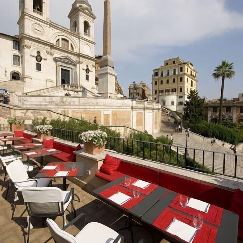 Il Palazzetto 35/38