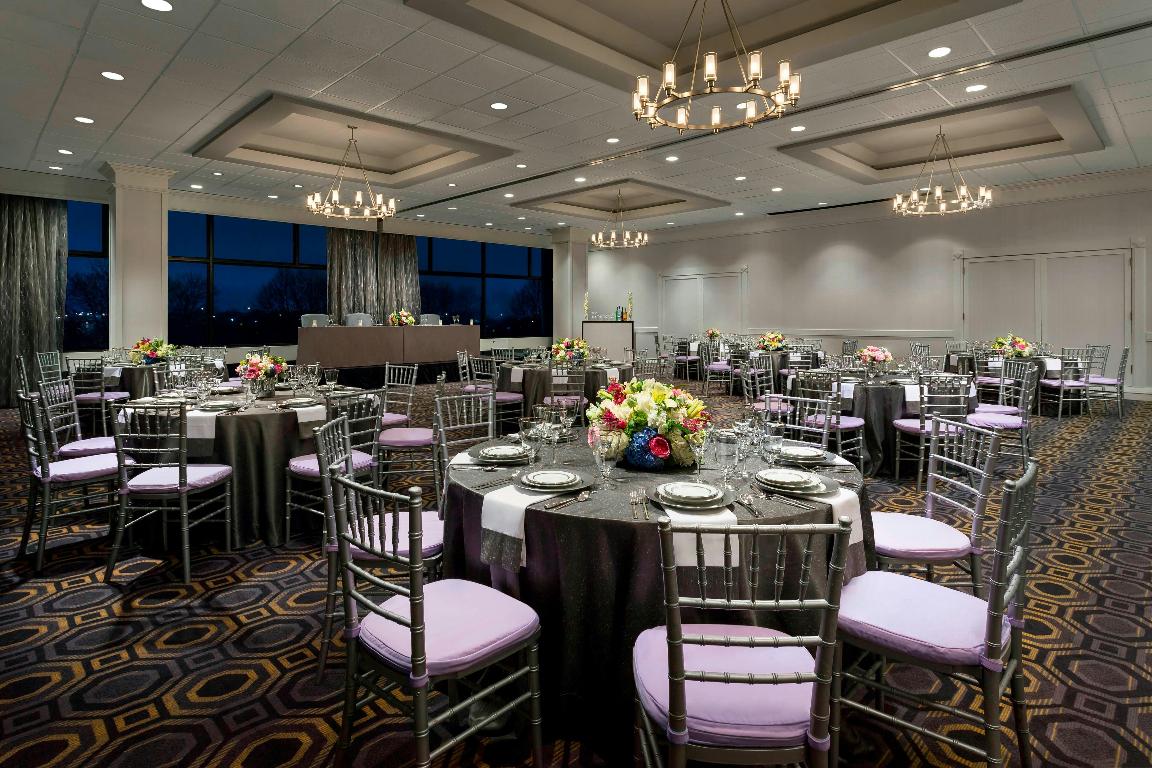 Courtyard By Marriott Boston Cambridge 17/22