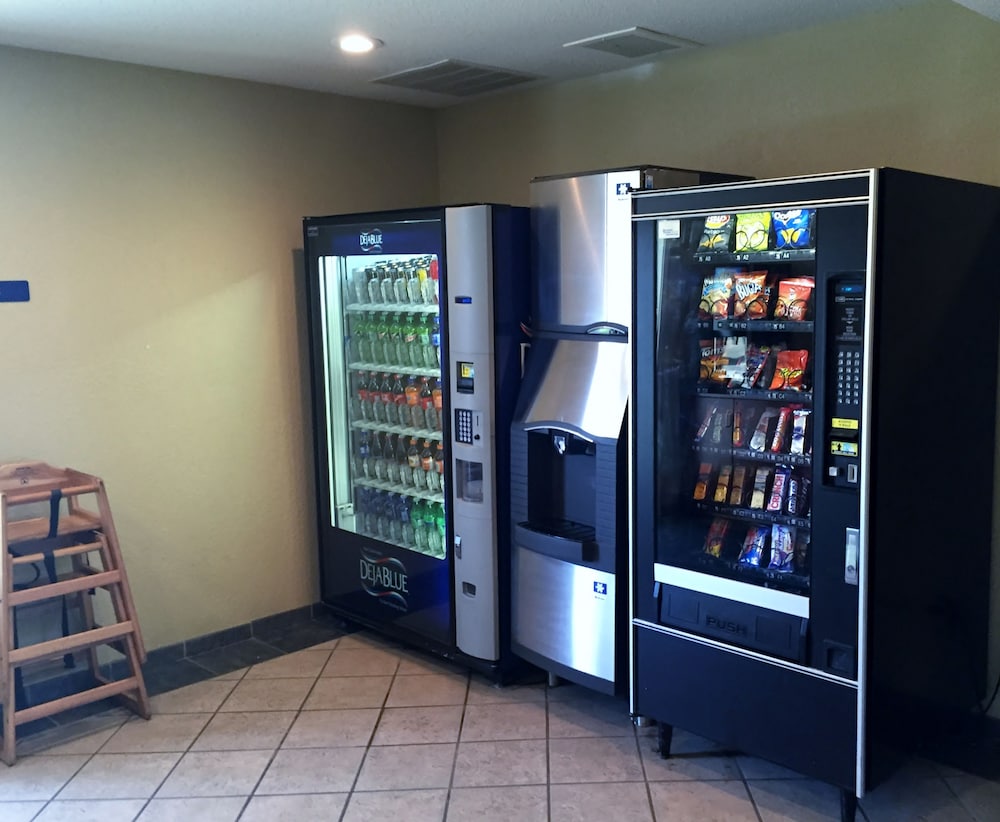Microtel Inn & Suites By Wyndham Beckley East 23/37