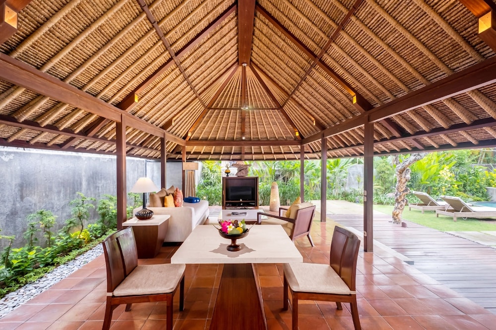 Mayaloka Villas Seminyak 58/76