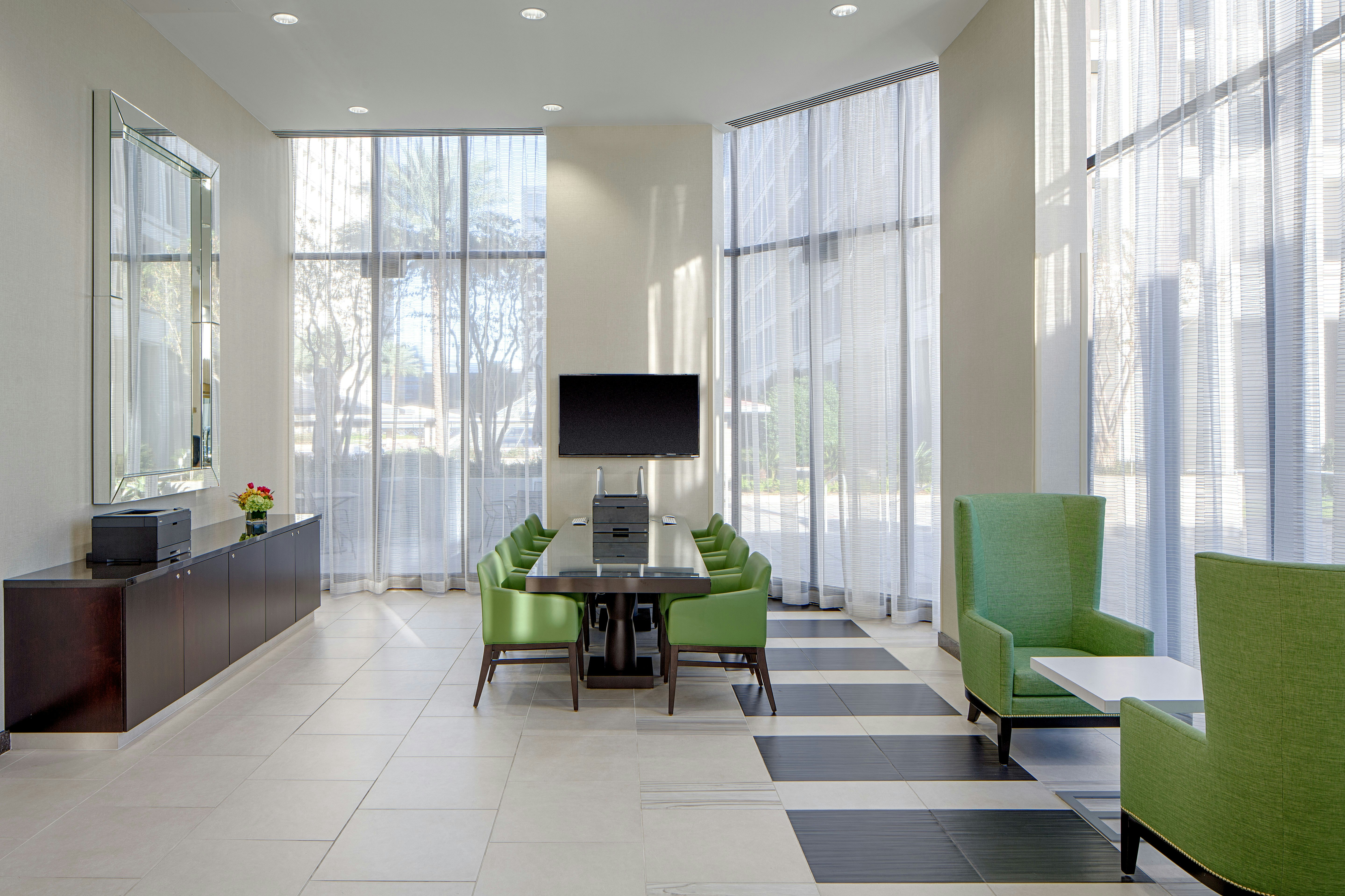DoubleTree by Hilton Hotel Houston - Greenway Plaza 29/59