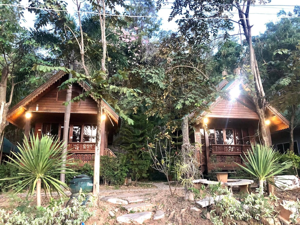 Baan Ing Khao Resort 38/50